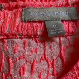 Used Pink sleeveless bloused